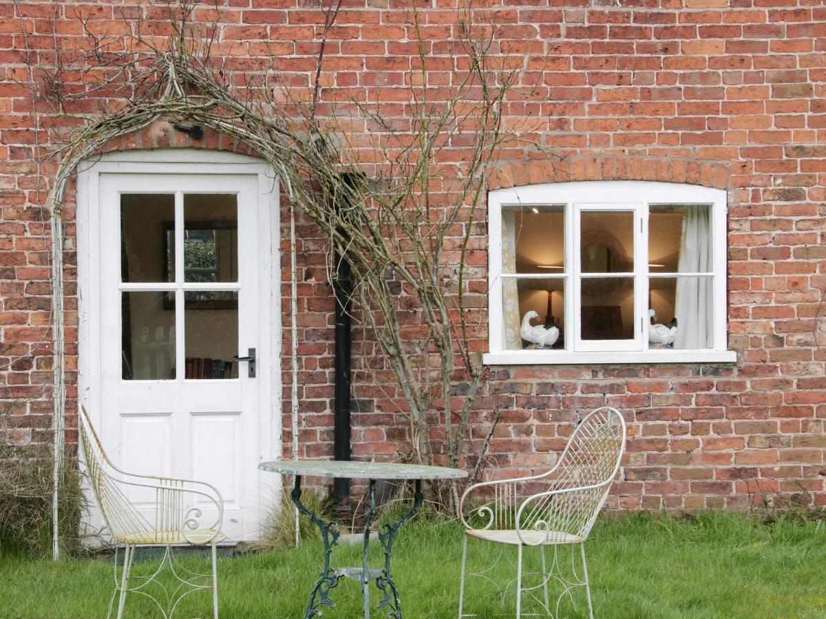Wolvesacre Mill Cottage Whitchurch  Exterior foto